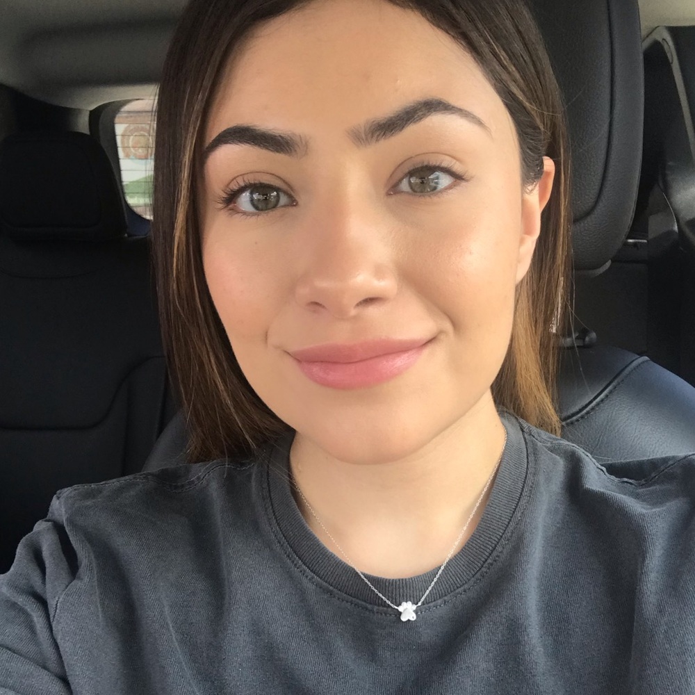 Meet your Posher, Steph